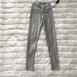 Romance NWT Fitness Silver High Waisted Leggings (M)